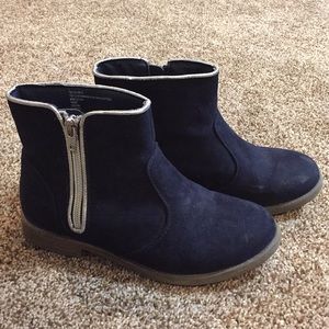 Cat & Jack suede black boots size 2